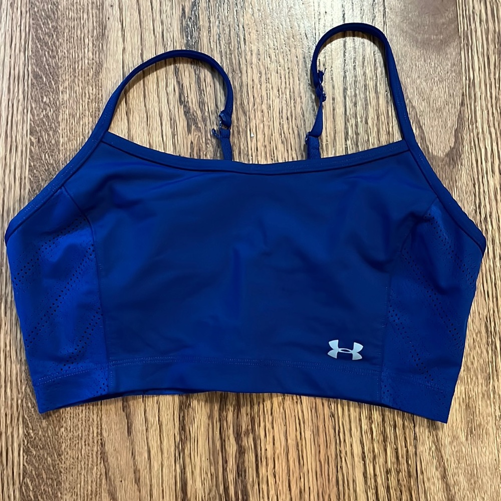 Underarmour medium sports bra like new S